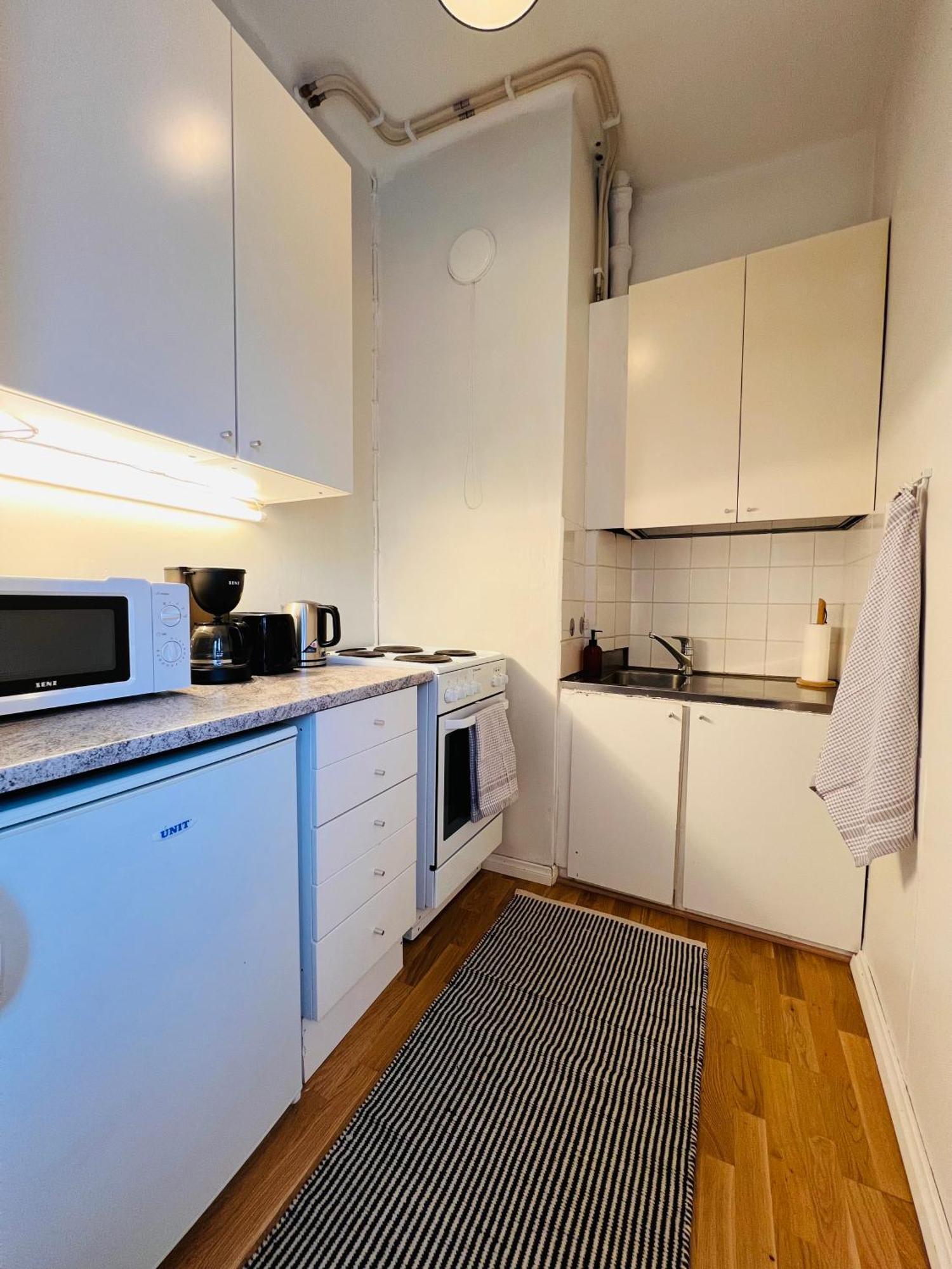 Your Chic Vibrant Airbnb 헬싱키 외부 사진